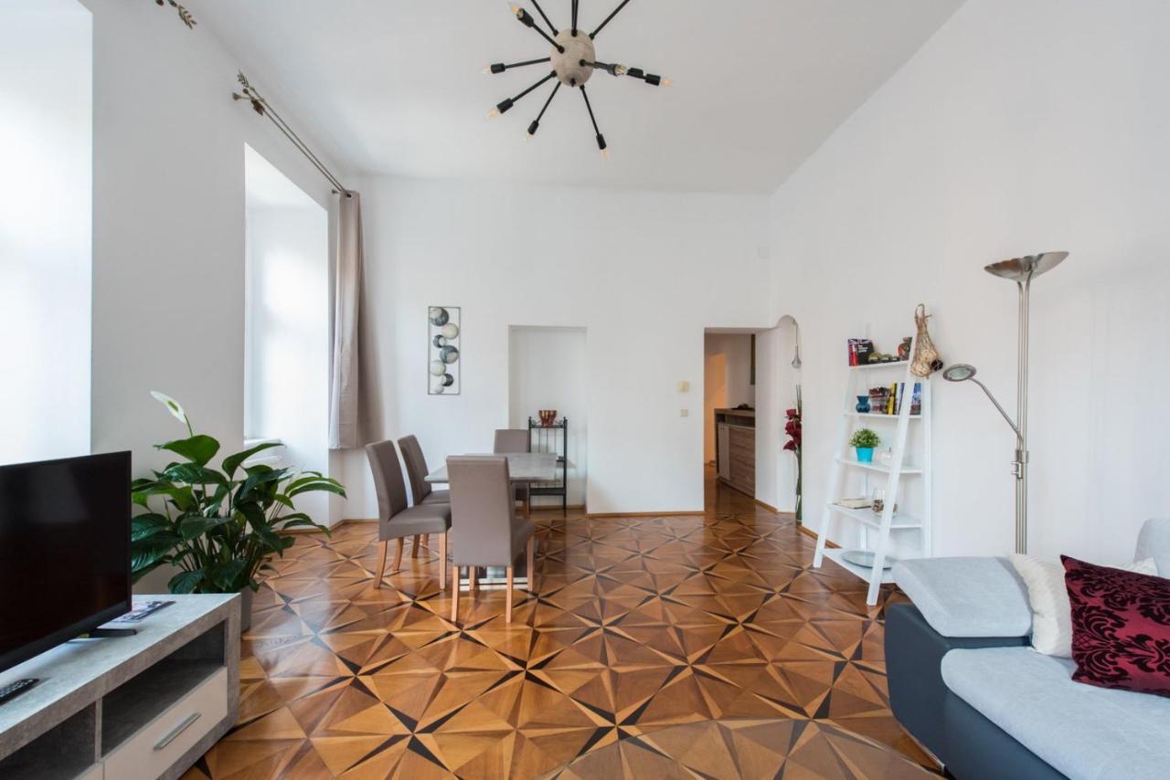 Belvedere Central Apartment Viena Exterior foto